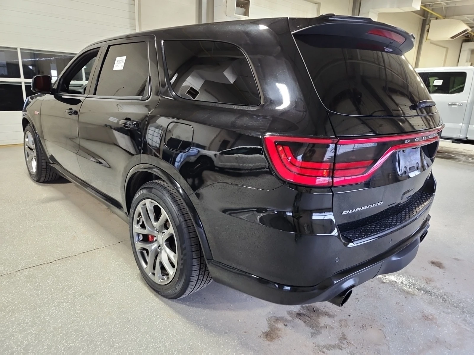 Dodge Durango SRT 392 6.4 V8 * * CARFAX * * АВТО КРЕДИТ * * , снимка 4 - Автомобили и джипове - 55040580