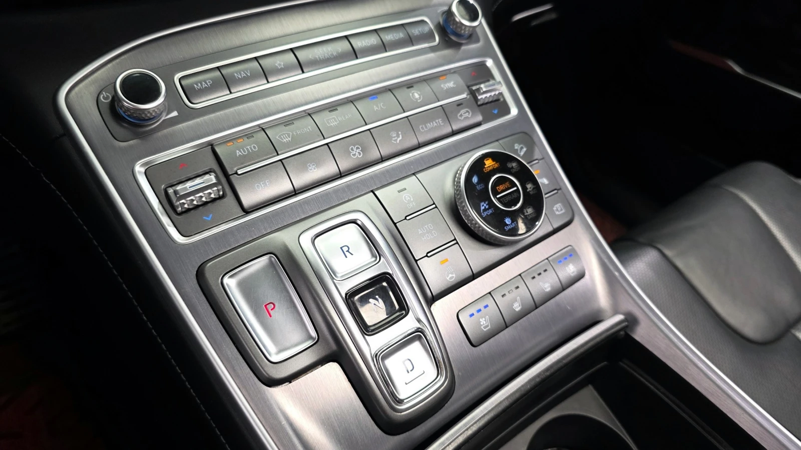 Hyundai Santa fe CALLIGRAPHY* 4X4* 2.5Т* FULL* ФИКСИРАНА ЦЕНА* , снимка 7 - Автомобили и джипове - 55104548