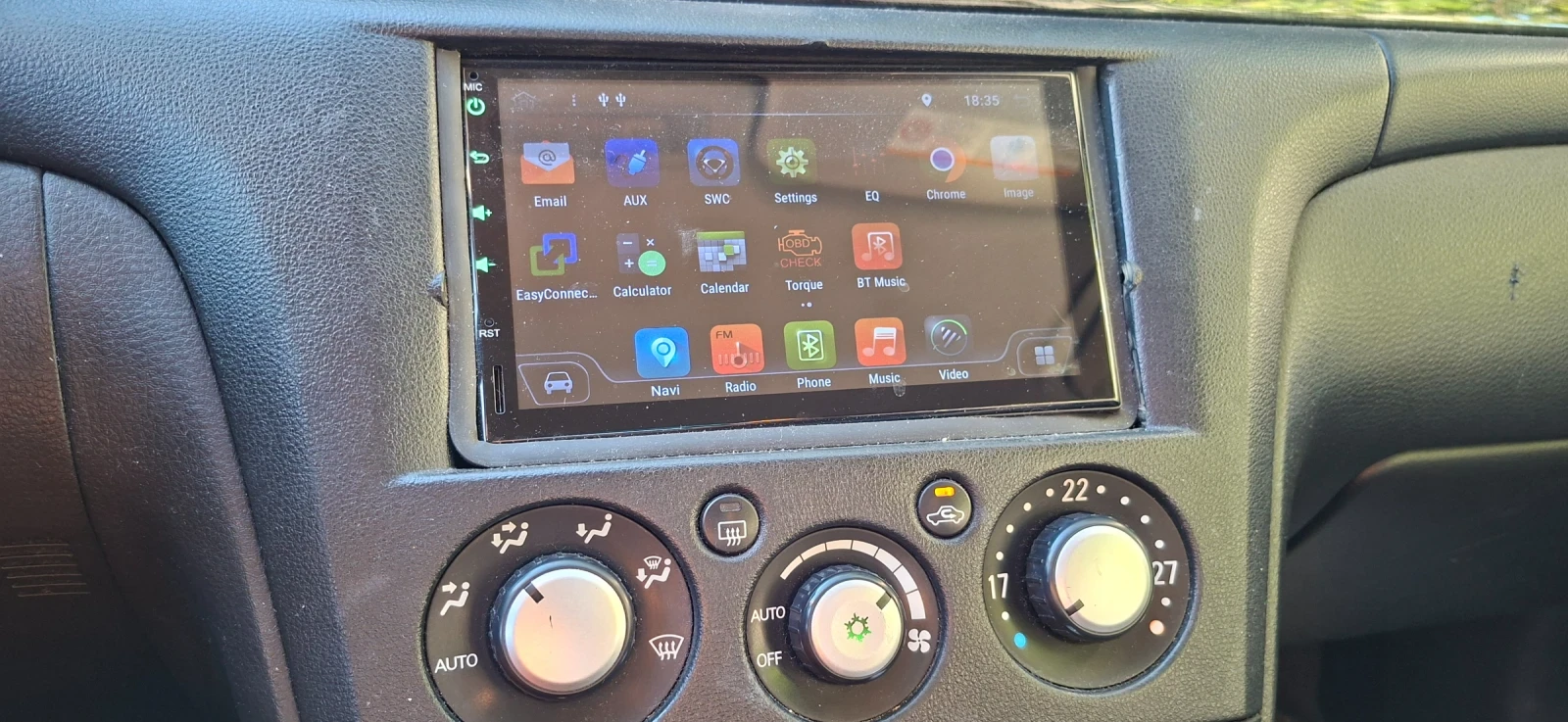 Mitsubishi Outlander, снимка 9 - Автомобили и джипове - 55966333