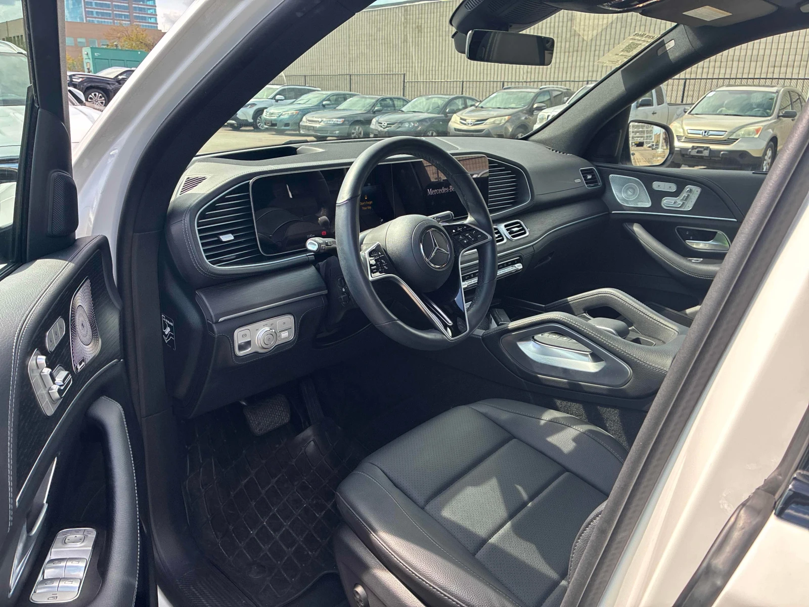 Mercedes-Benz GLE 450 BURMESTER * ДИСТРОНИК * ПАНО* ОБДУХВАНЕ , снимка 5 - Автомобили и джипове - 56005900