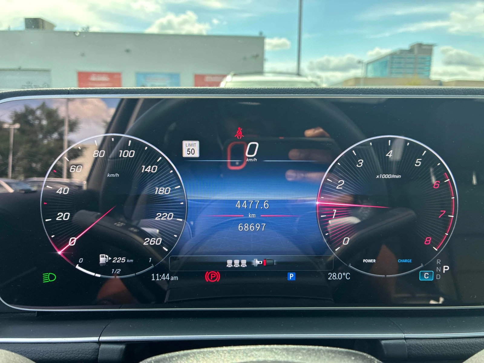 Mercedes-Benz GLE 450 BURMESTER * ДИСТРОНИК * ПАНО* ОБДУХВАНЕ , снимка 8 - Автомобили и джипове - 56005900