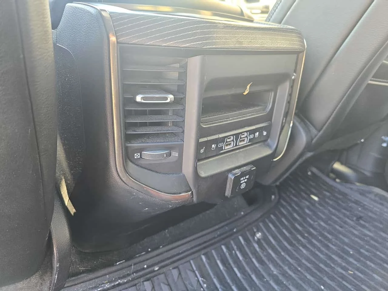 Dodge RAM 1500 * Limited * Diesel * CARFAX * ОТ ПРЕДСТАВИТЕЛСТВО, снимка 13 - Автомобили и джипове - 56192258