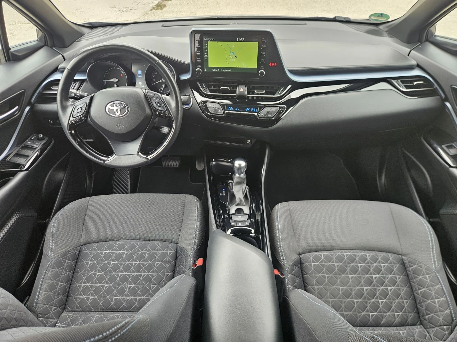 Toyota C-HR 2.0 52000km, снимка 11 - Автомобили и джипове - 56235020