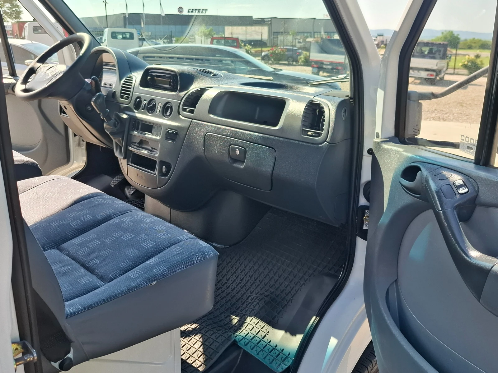 Mercedes-Benz Sprinter 411 CDI/До3.5т/Maxi, снимка 9 - Бусове и автобуси - 54677033