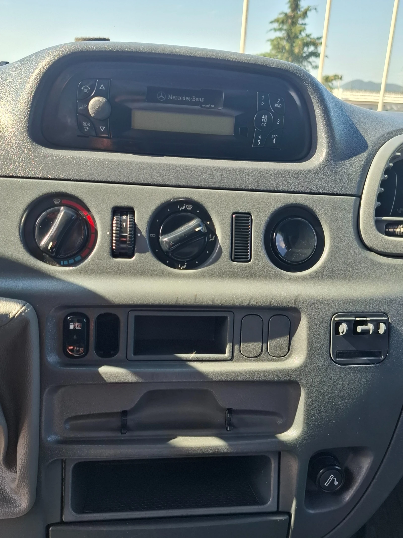Mercedes-Benz Sprinter 411 CDI/До3.5т/Maxi, снимка 8 - Бусове и автобуси - 54677033