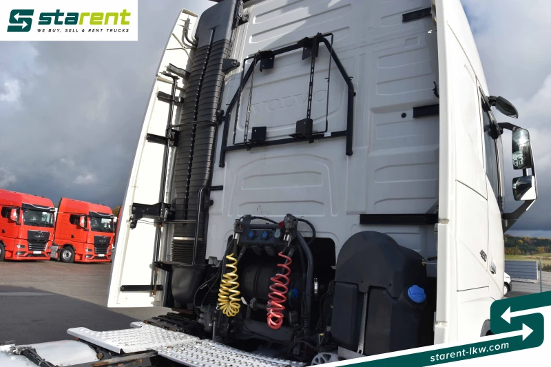 Volvo Fh SZM25106, снимка 11 - Камиони - 52280166