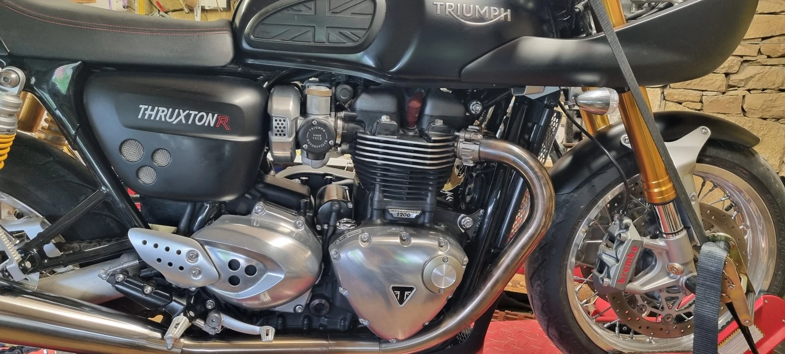 Triumph Thruxton  - изображение 3