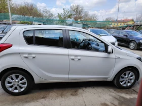 Hyundai I20, снимка 5