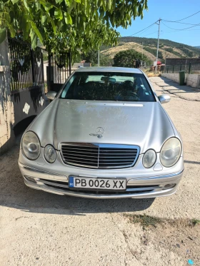 Mercedes-Benz E 270 2.7, снимка 1
