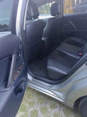 Toyota Avensis 2.2 D4D, снимка 10
