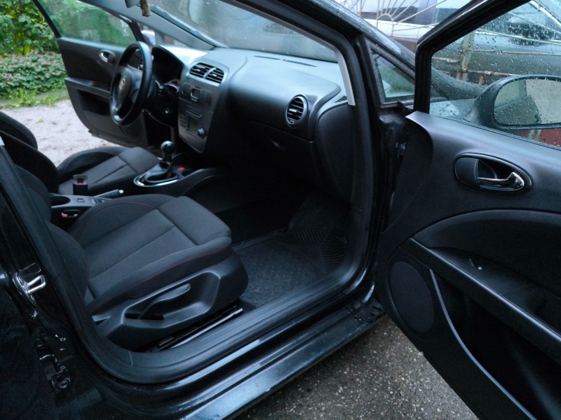 Seat Leon FR ГАЗ 1, 6, снимка 6 - Автомобили и джипове - 46060908