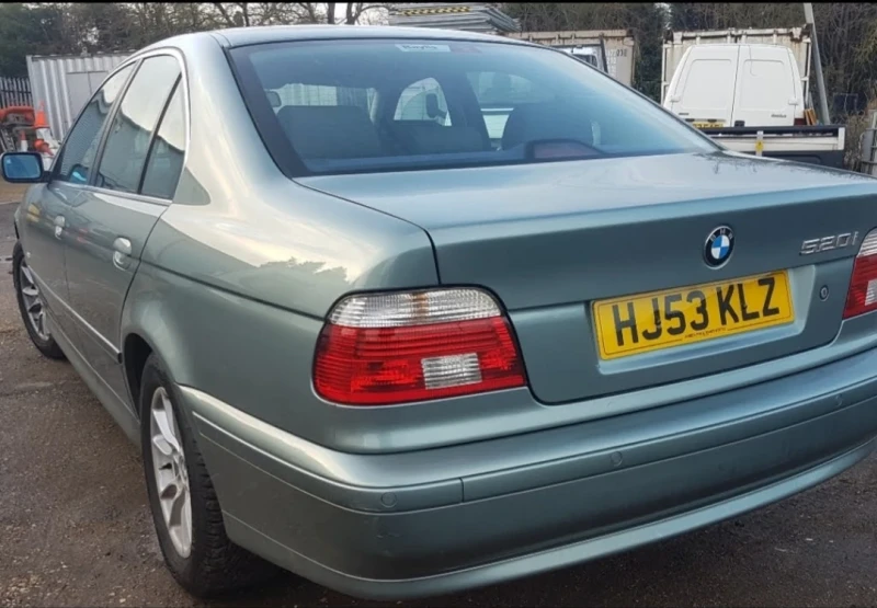 BMW 523 523i 170k.c, снимка 2 - Автомобили и джипове - 47172635