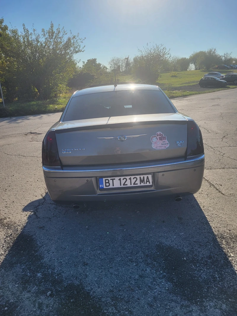 Chrysler 300c, снимка 7 - Автомобили и джипове - 47679988