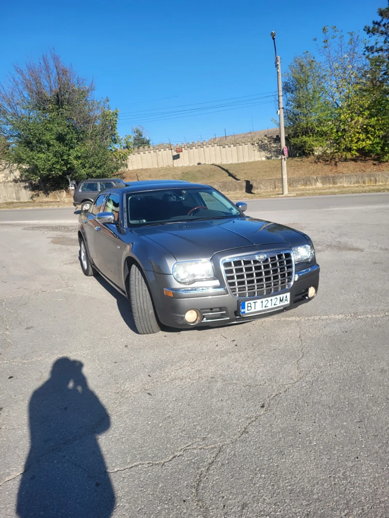 Chrysler 300c, снимка 3 - Автомобили и джипове - 47679988