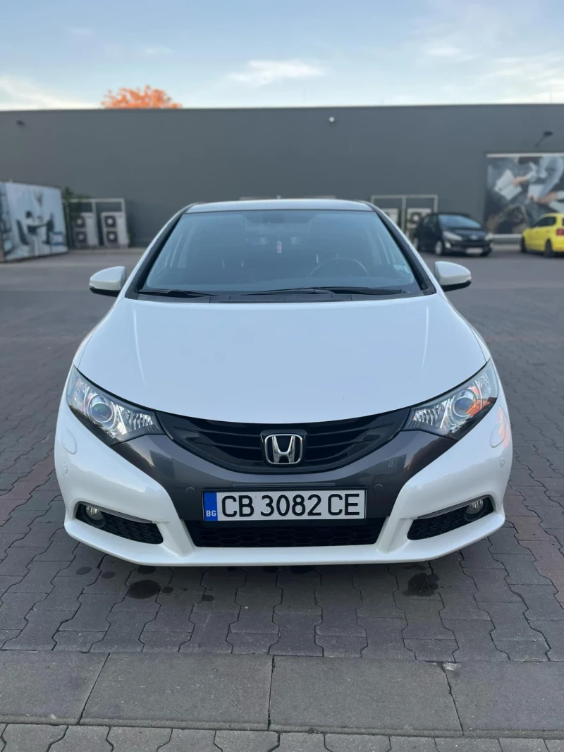 Honda Civic 1.8 i, снимка 1 - Автомобили и джипове - 47817555