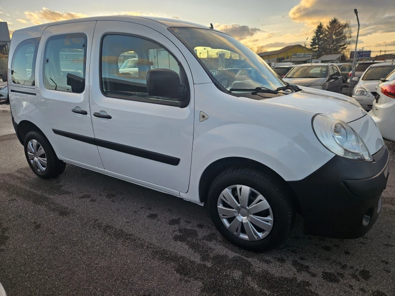 Renault Kangoo 1.5DCI, снимка 7 - Автомобили и джипове - 48687427