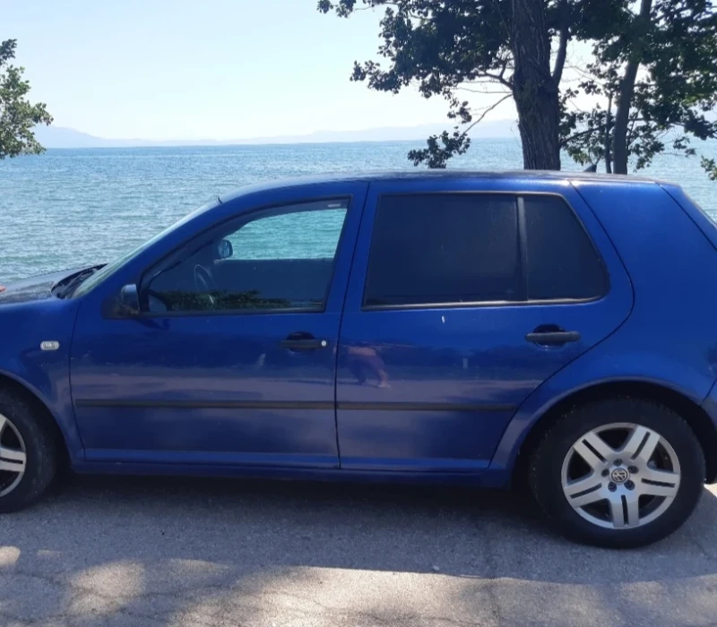 VW Golf 4, снимка 1 - Автомобили и джипове - 48694938