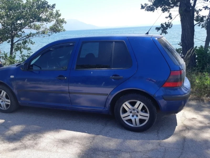 VW Golf 4, снимка 8 - Автомобили и джипове - 48694938