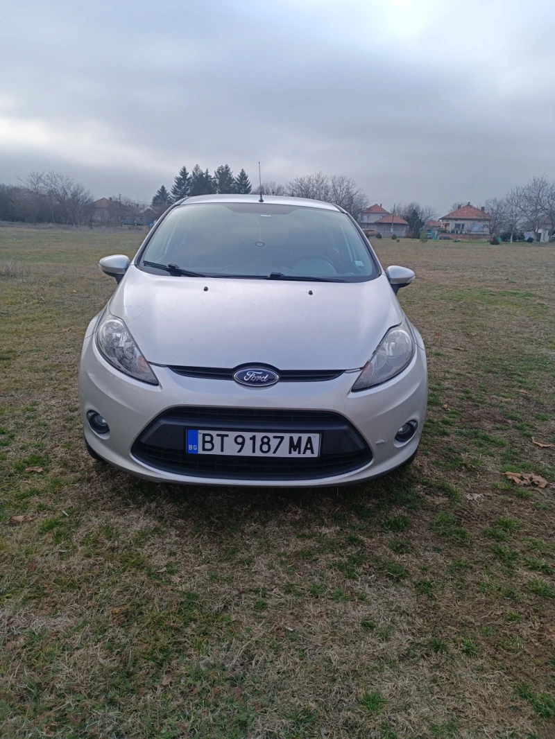 Ford Fiesta, снимка 1 - Автомобили и джипове - 48935282