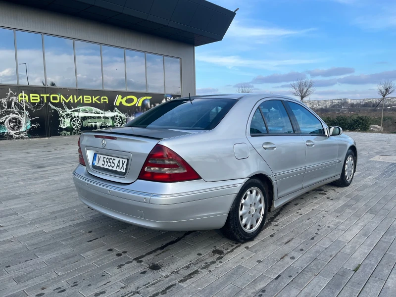 Mercedes-Benz C 220, снимка 5 - Автомобили и джипове - 48964780