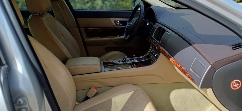 Jaguar Xf Premium luxury, снимка 10 - Автомобили и джипове - 52904004