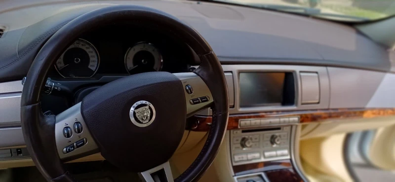 Jaguar Xf Premium luxury, снимка 11 - Автомобили и джипове - 52904004