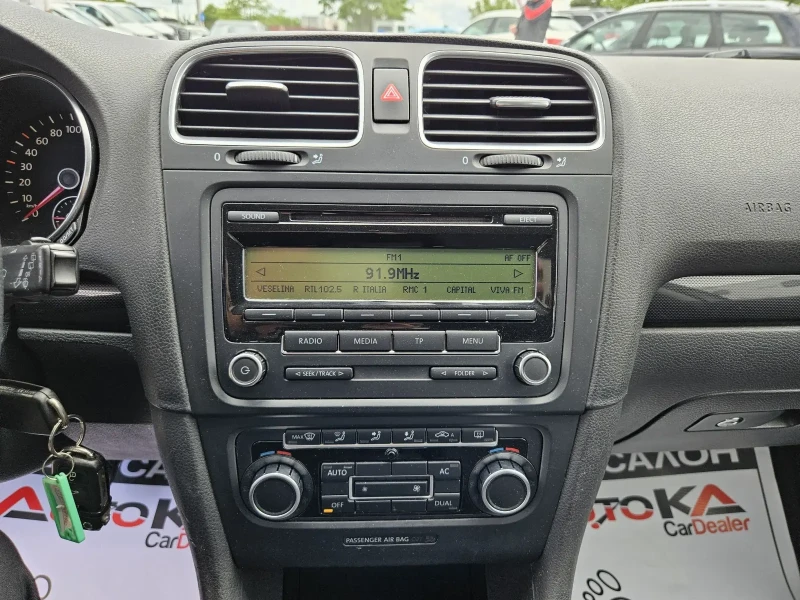 VW Golf 1.6TDI-105КС= АВТОПИЛОТ= 200.000КМ= EURO 5A, снимка 16 - Автомобили и джипове - 50435125