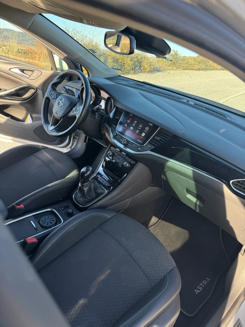 Opel Astra Opel Astra K - 125 к.с. - Innovation - 1.4 Turbo , снимка 11 - Автомобили и джипове - 52370655