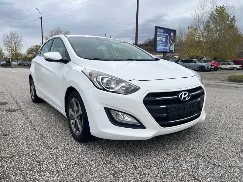 Hyundai I30 1.6D Avtomatik Full, снимка 6 - Автомобили и джипове - 52485759