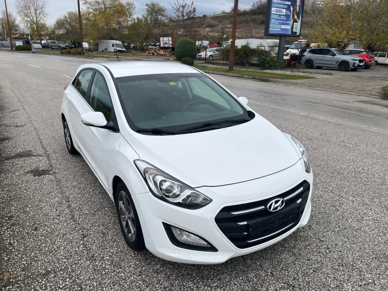 Hyundai I30 1.6D Avtomatik Full, снимка 7 - Автомобили и джипове - 52485759