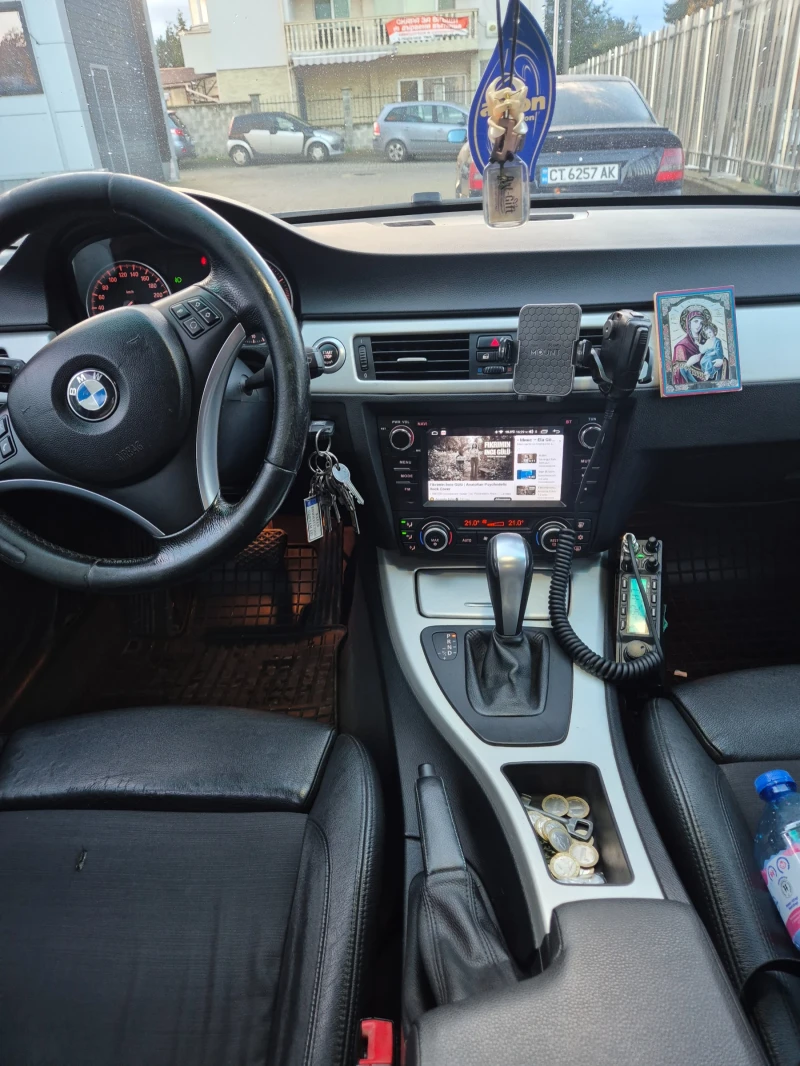 BMW 320, снимка 5 - Автомобили и джипове - 52512939