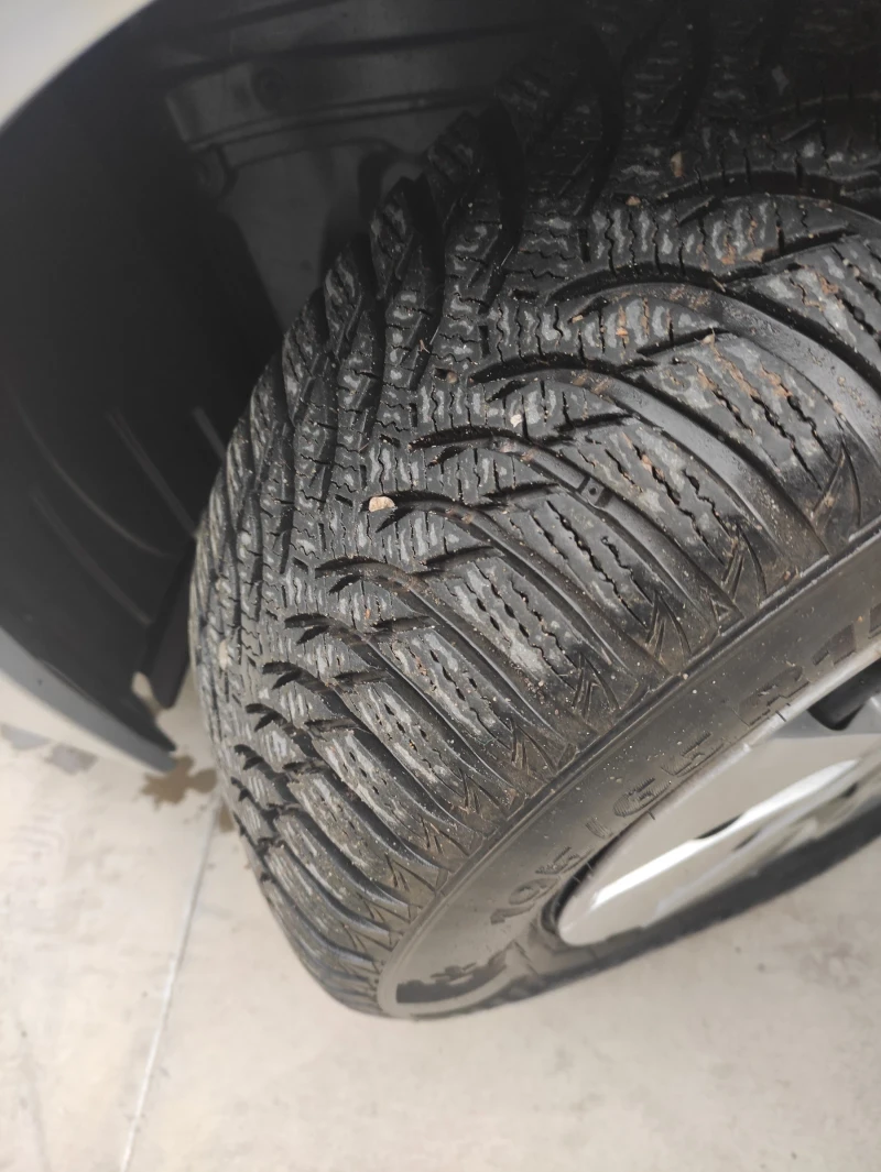 Toyota Corolla Бензин Газ / от България , снимка 7 - Автомобили и джипове - 52685840