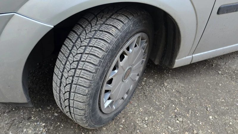 Opel Meriva, снимка 14 - Автомобили и джипове - 52740160