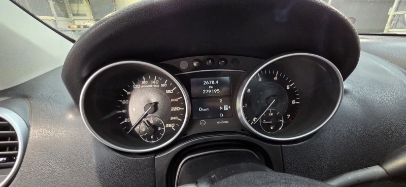 Mercedes-Benz ML 500 550, снимка 7 - Автомобили и джипове - 52859262