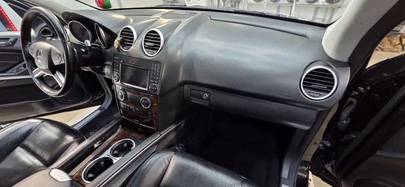 Mercedes-Benz ML 500 550, снимка 12 - Автомобили и джипове - 52859262