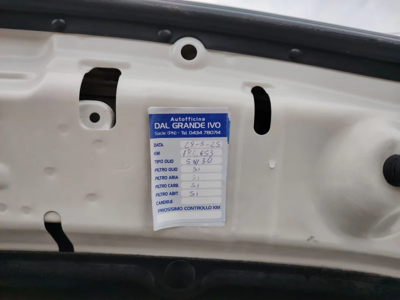 Hyundai I20, снимка 14 - Автомобили и джипове - 53291687