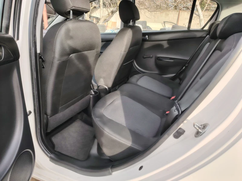 Hyundai I20, снимка 8 - Автомобили и джипове - 53291687