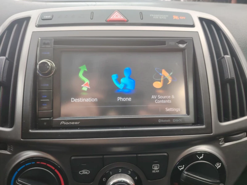 Hyundai I20, снимка 10 - Автомобили и джипове - 53291687