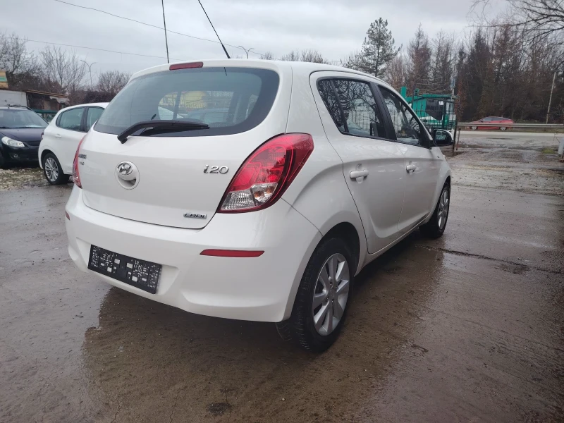 Hyundai I20, снимка 2 - Автомобили и джипове - 53291687
