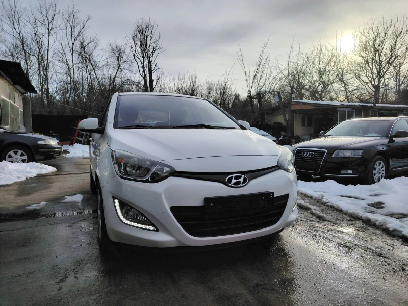 Hyundai I20, снимка 3 - Автомобили и джипове - 53291687