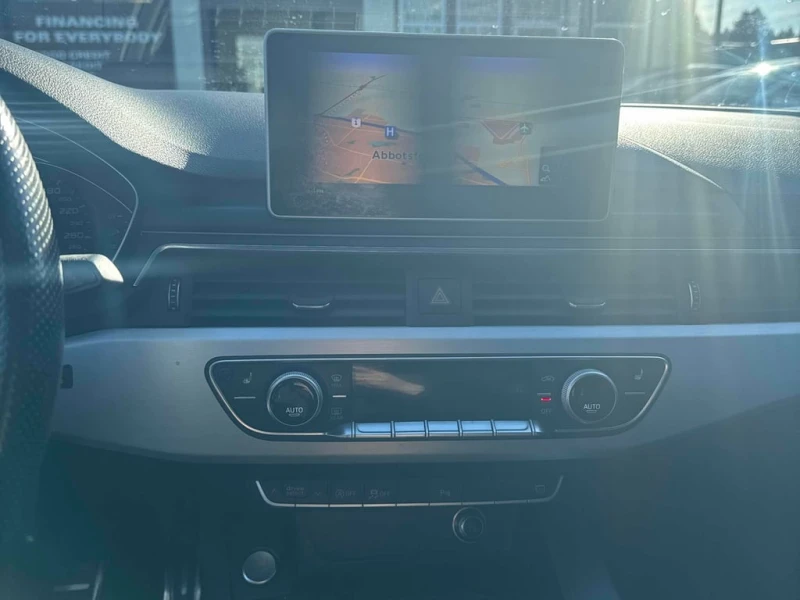 Audi A4 | Progressiv| ШИБЕДАХ| ПОДГРЕВИ| CARFAX, снимка 8 - Автомобили и джипове - 53464009