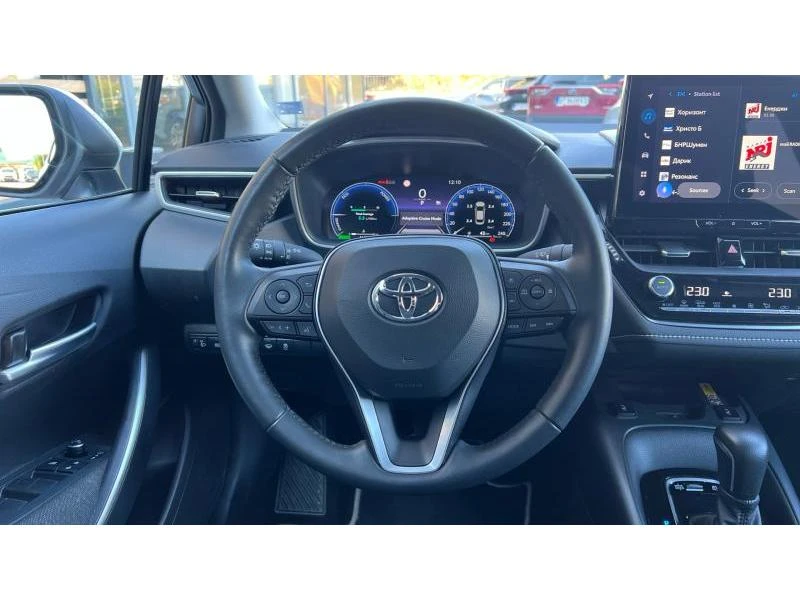 Toyota Corolla SDN 1.8H Executive Plus | Mobile.bg   12