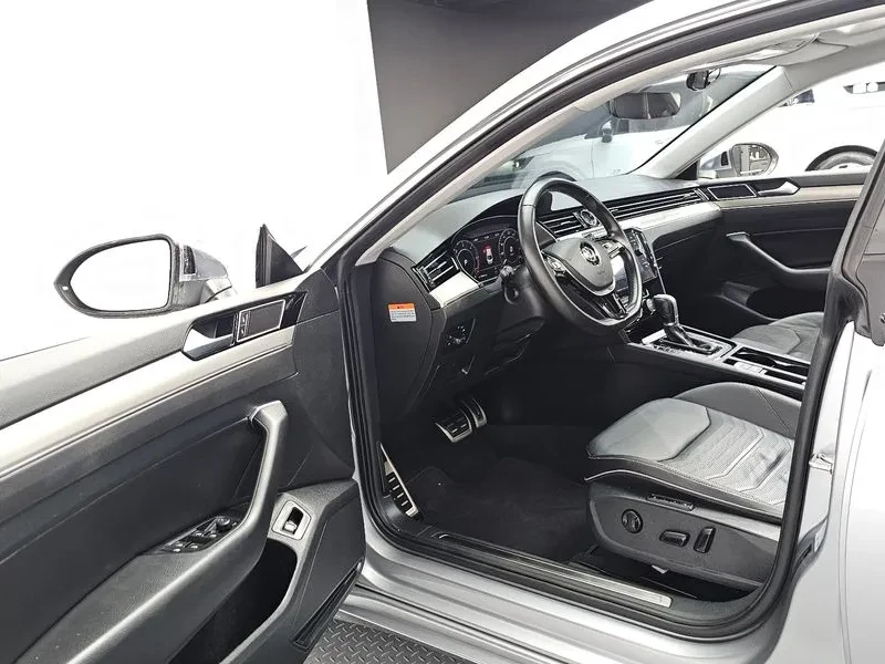 VW Arteon 2.0 TDI - САМО 30% АВАНС, снимка 10 - Автомобили и джипове - 55895280