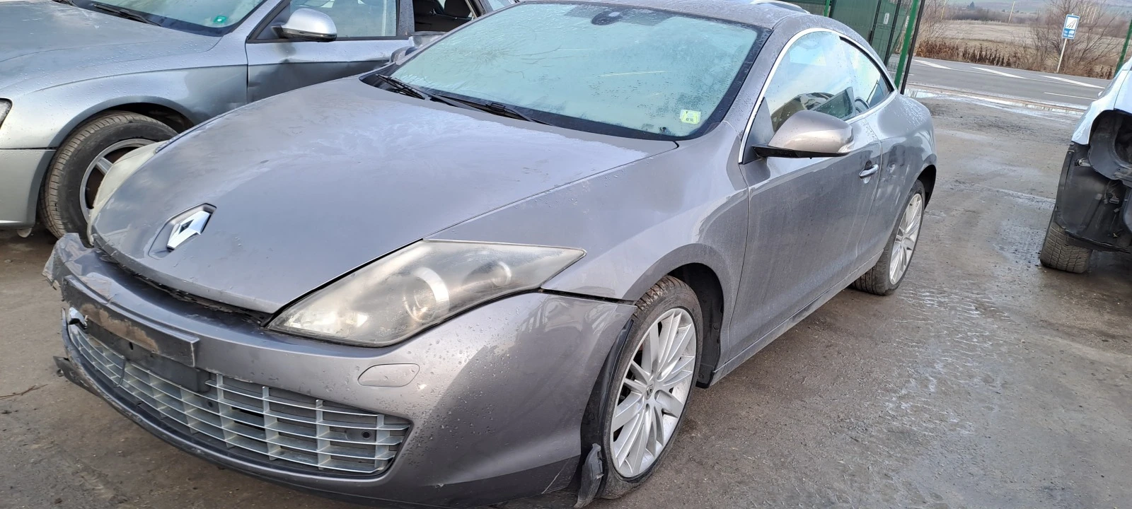 Renault Laguna Coupe 2.0DCI 6скорости, снимка 1