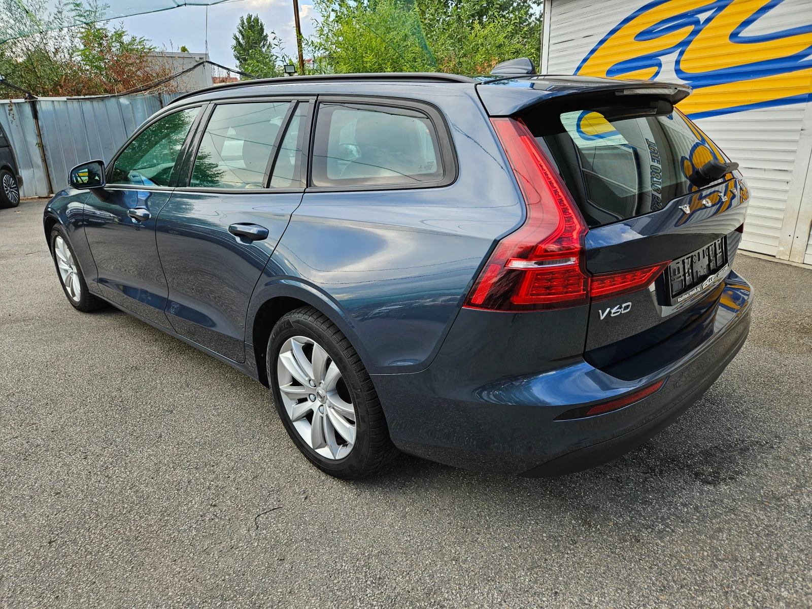 Volvo V60 D3-FULL - изображение 3