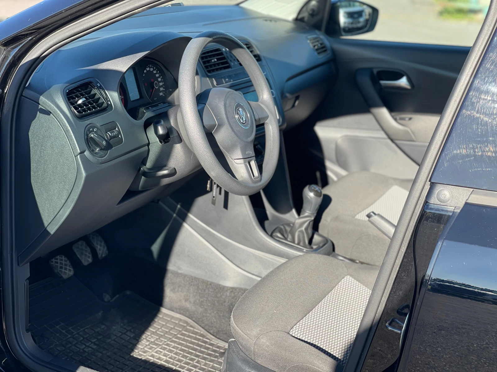 VW Polo 1.2i | Mobile.bg   14