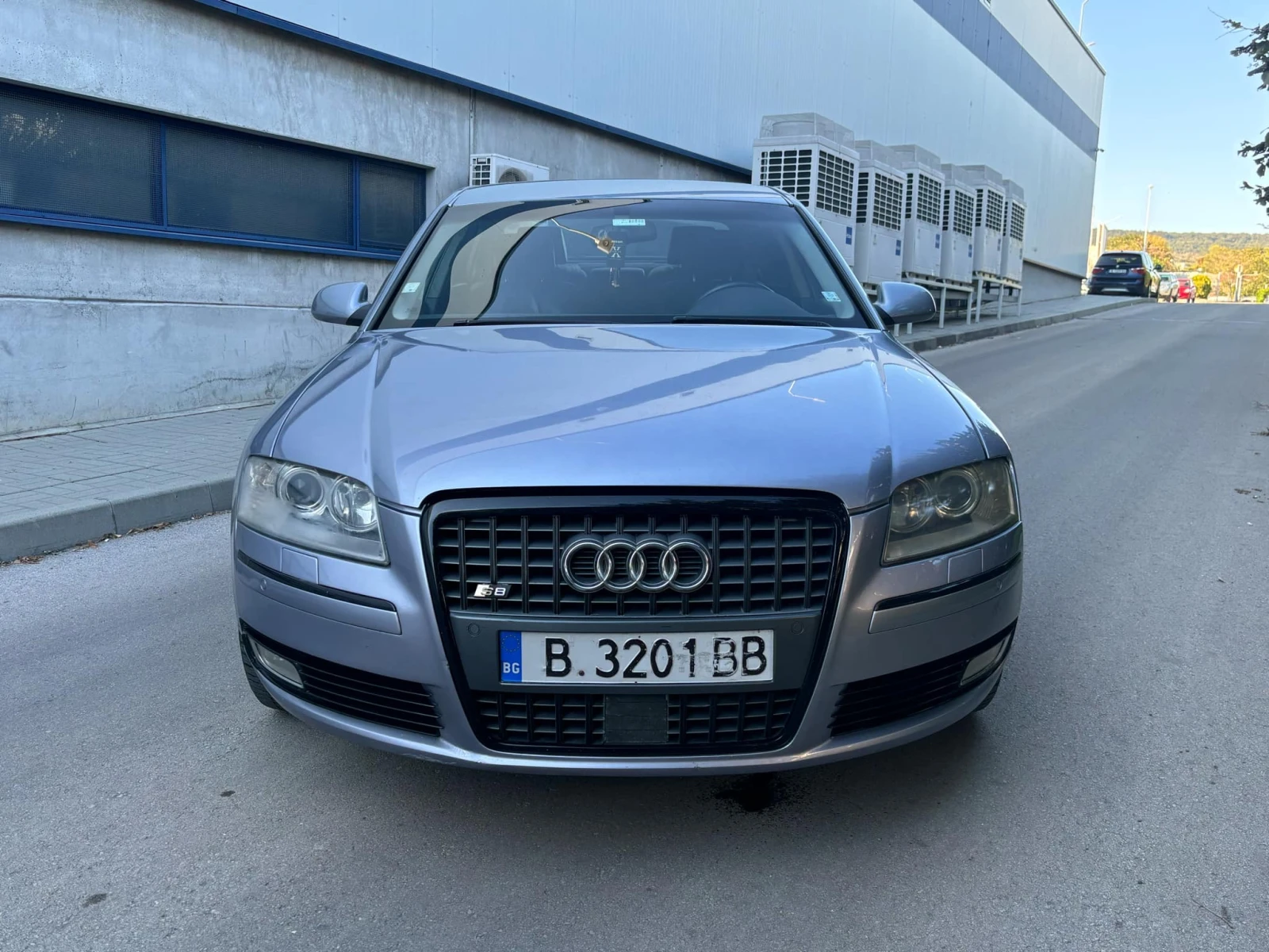 Audi A8 4.2TDI - изображение 2