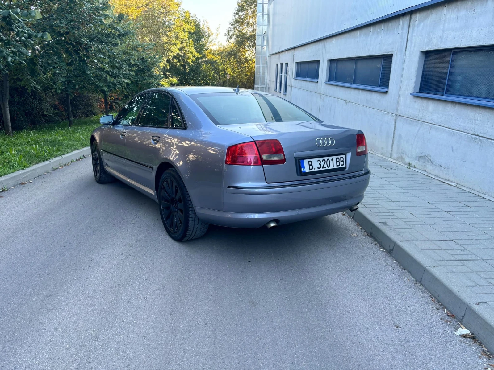 Audi A8 4.2TDI - изображение 5