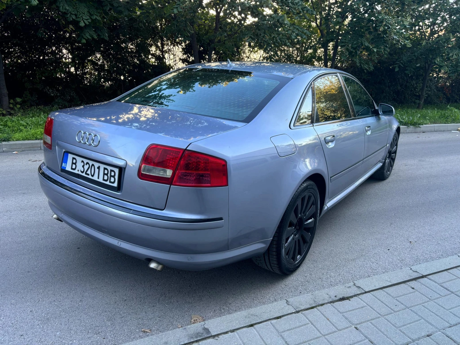 Audi A8 4.2TDI - изображение 4