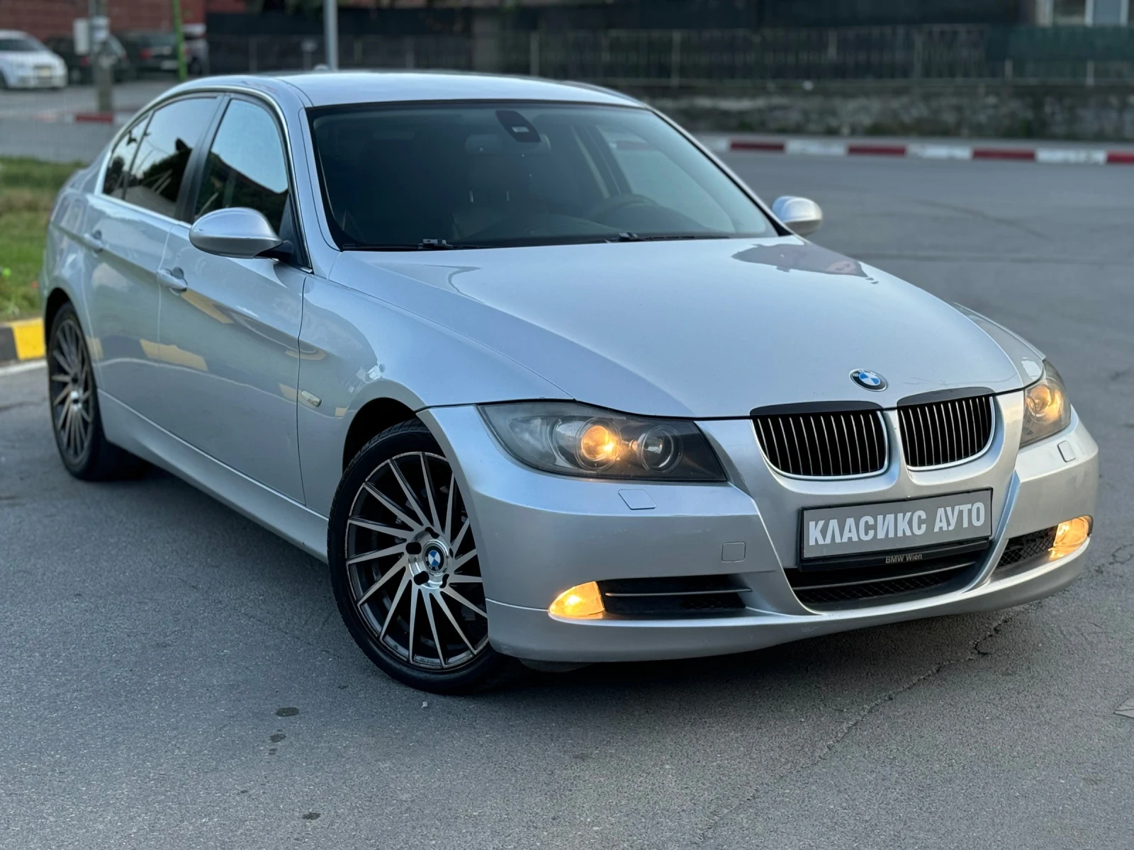 BMW 330 330xd/Navi/Koja - изображение 2